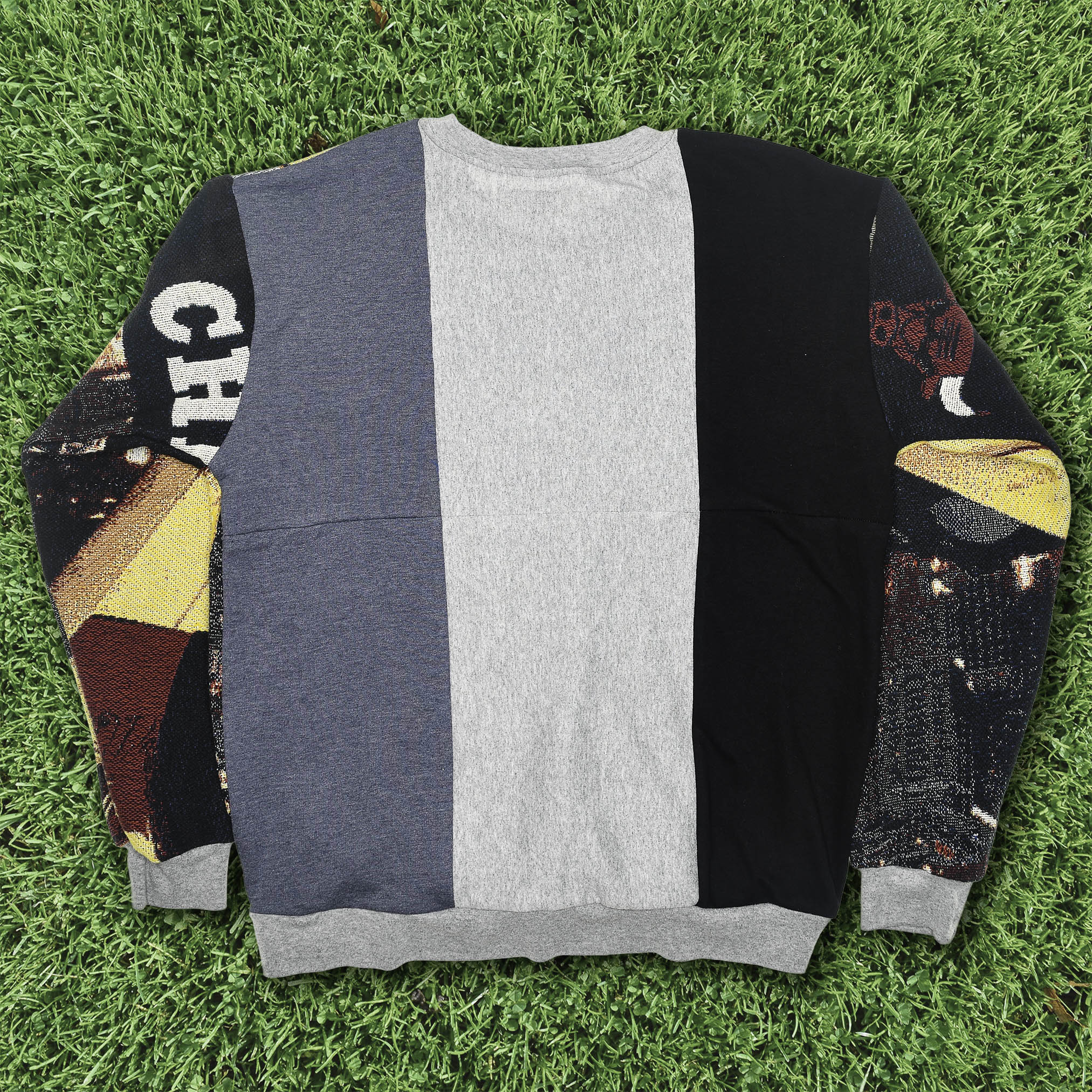 Chicago Bulls Tapestry Panel Pullover