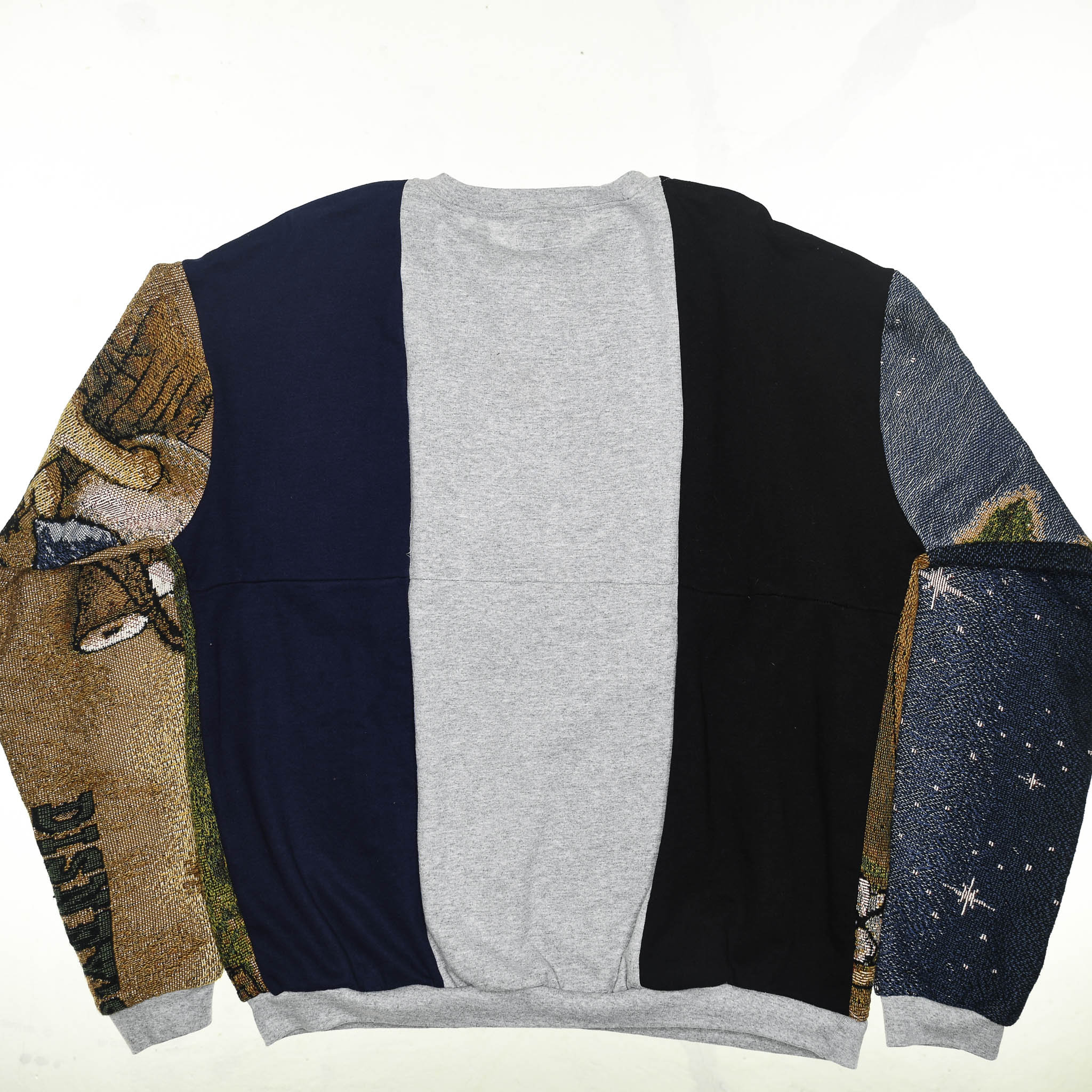 Goofy & Mickey Tapestry Panel Pullover