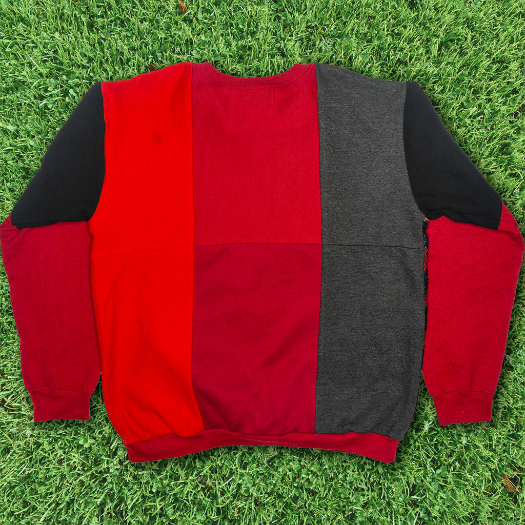 "Harry Potter" Gryffindor Tapestry Panel Pullover