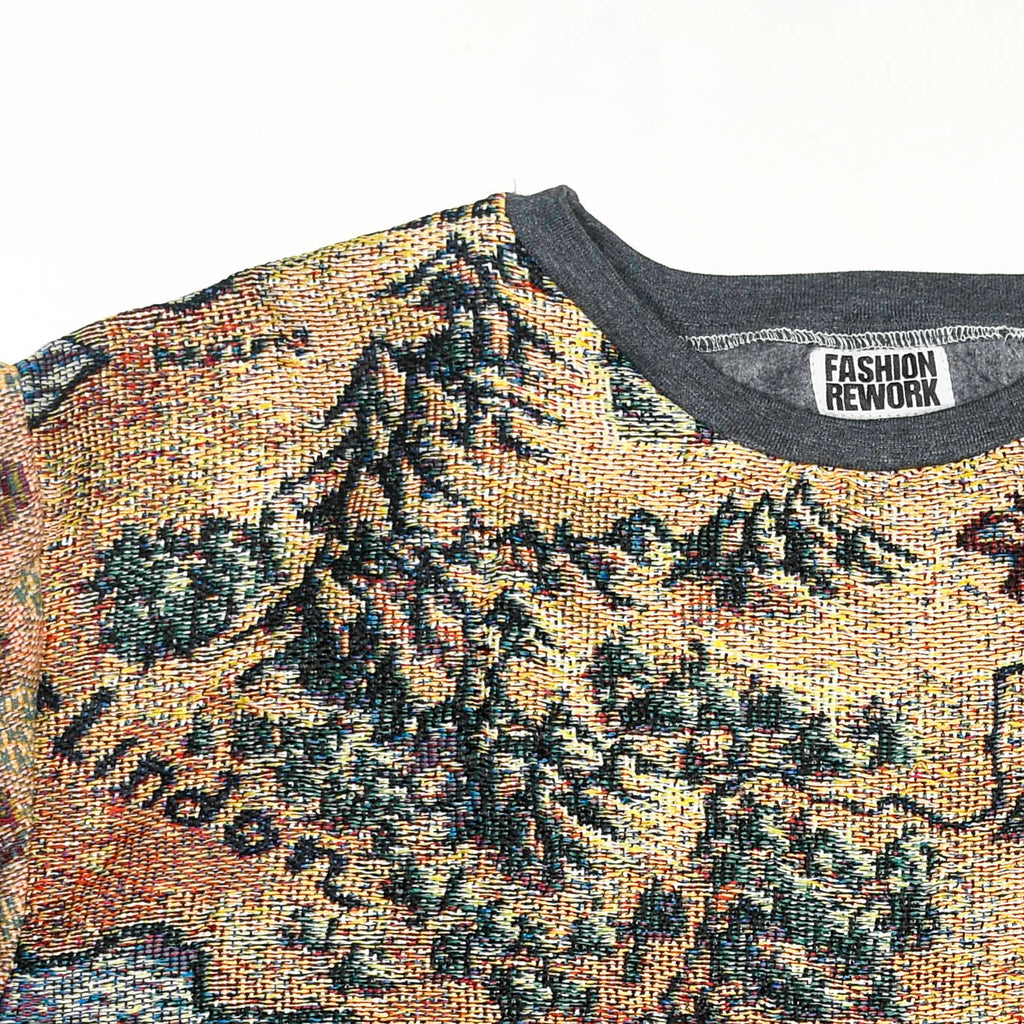 Middle Earth Pullover Tapestry