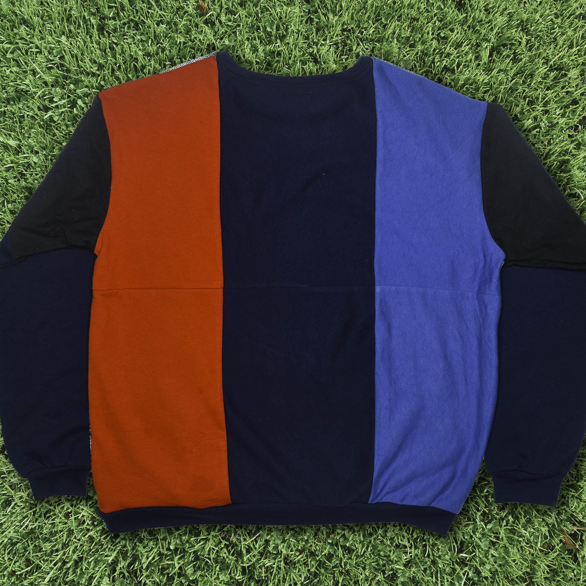 Detailed Bird Tapestry Panel Pullover