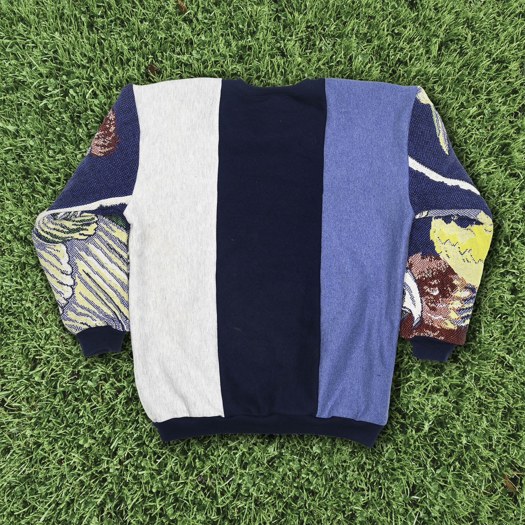 Parrot Tapestry Panel Pullover