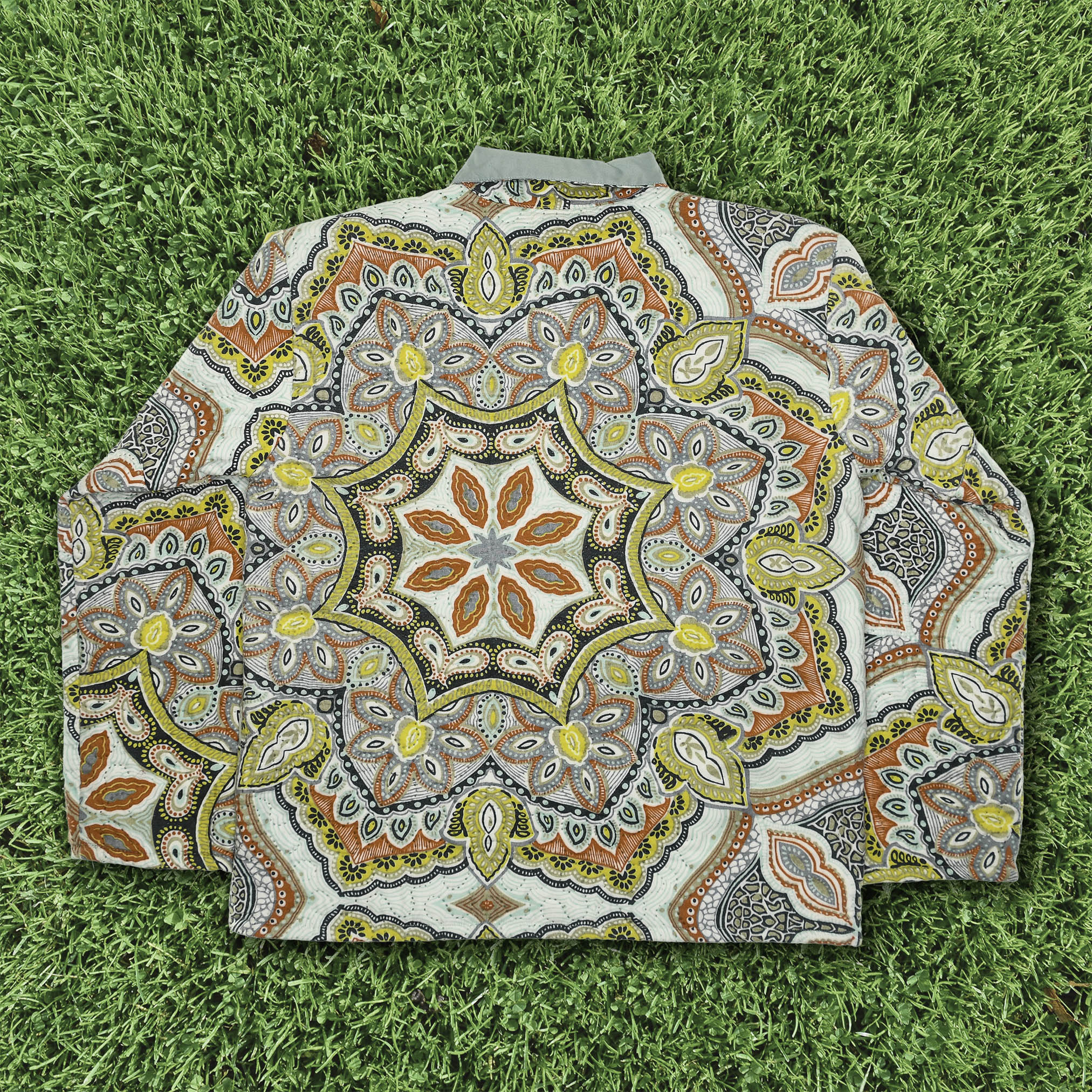 Vintage Paisley Trailblazer Quilt Pullover