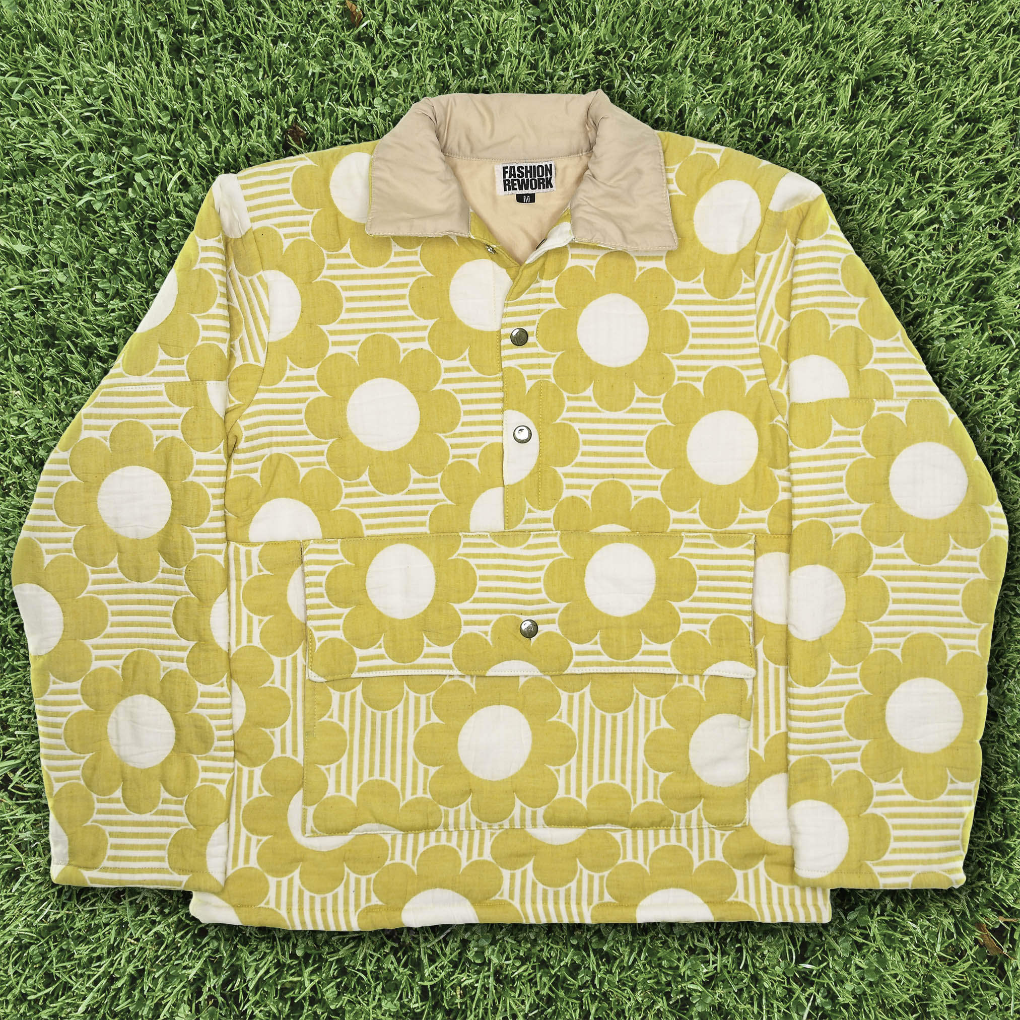 Sunny Daisy Trailblazer Quilt Pullover
