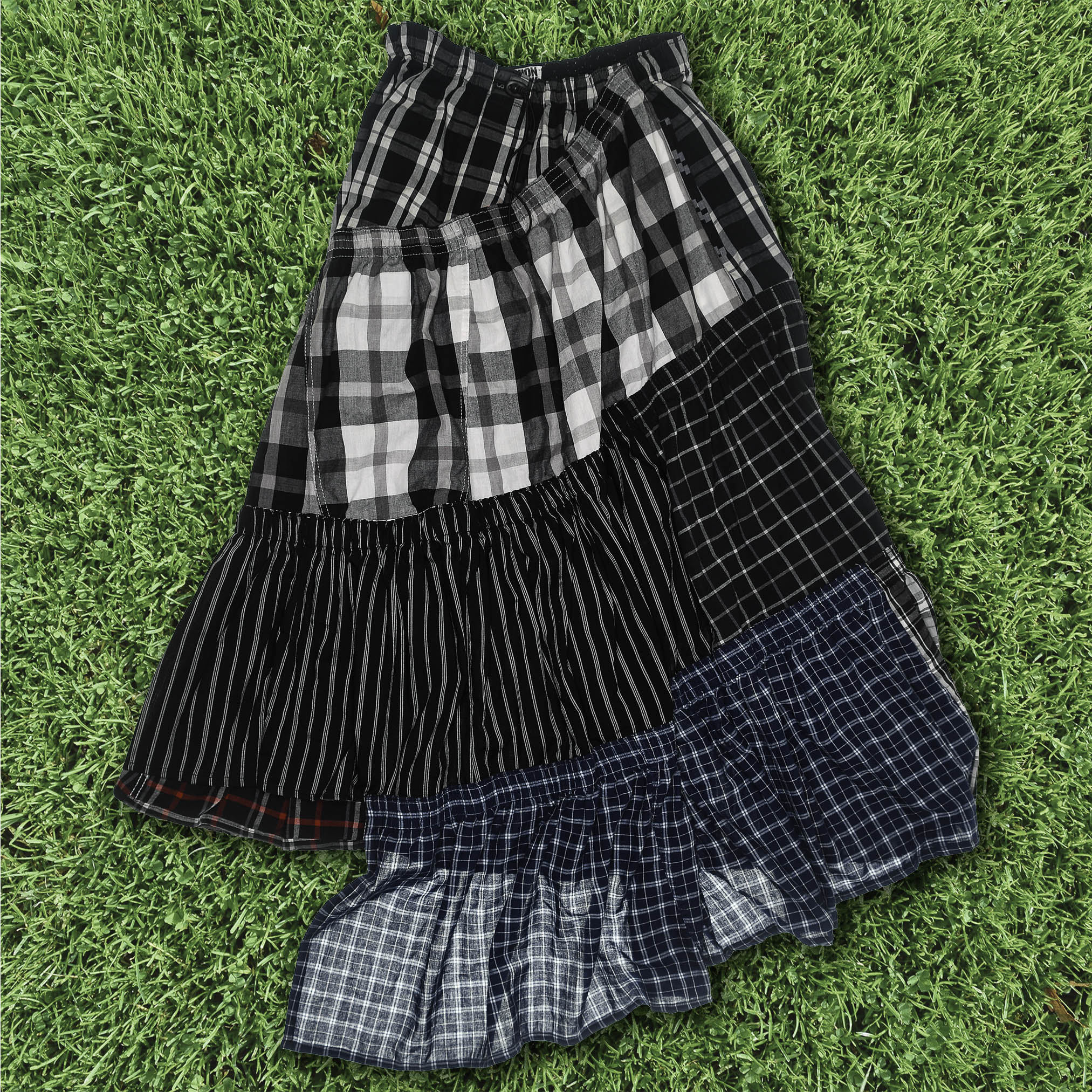 Contrast Plaid Tiered Boxer Skirt Maxi