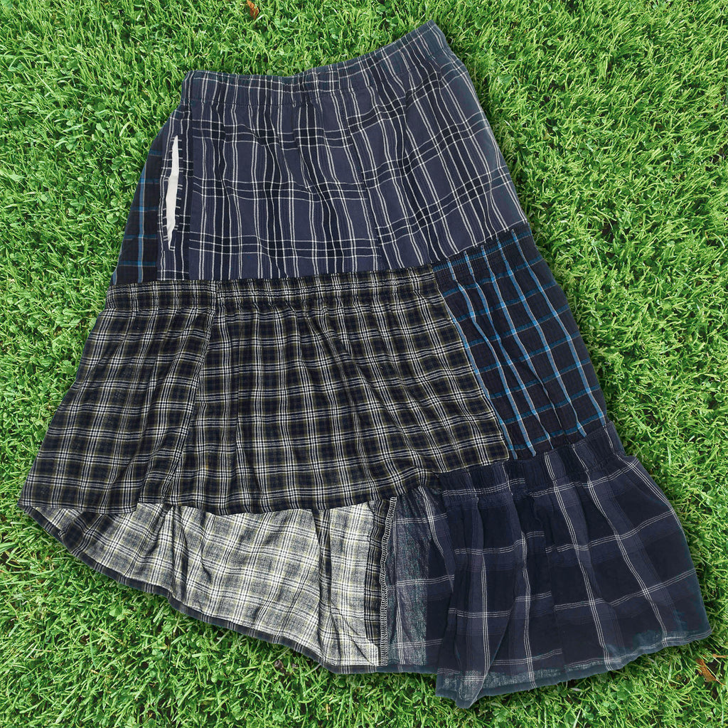 Dark Plaid Tiered Boxer Skirt Midi