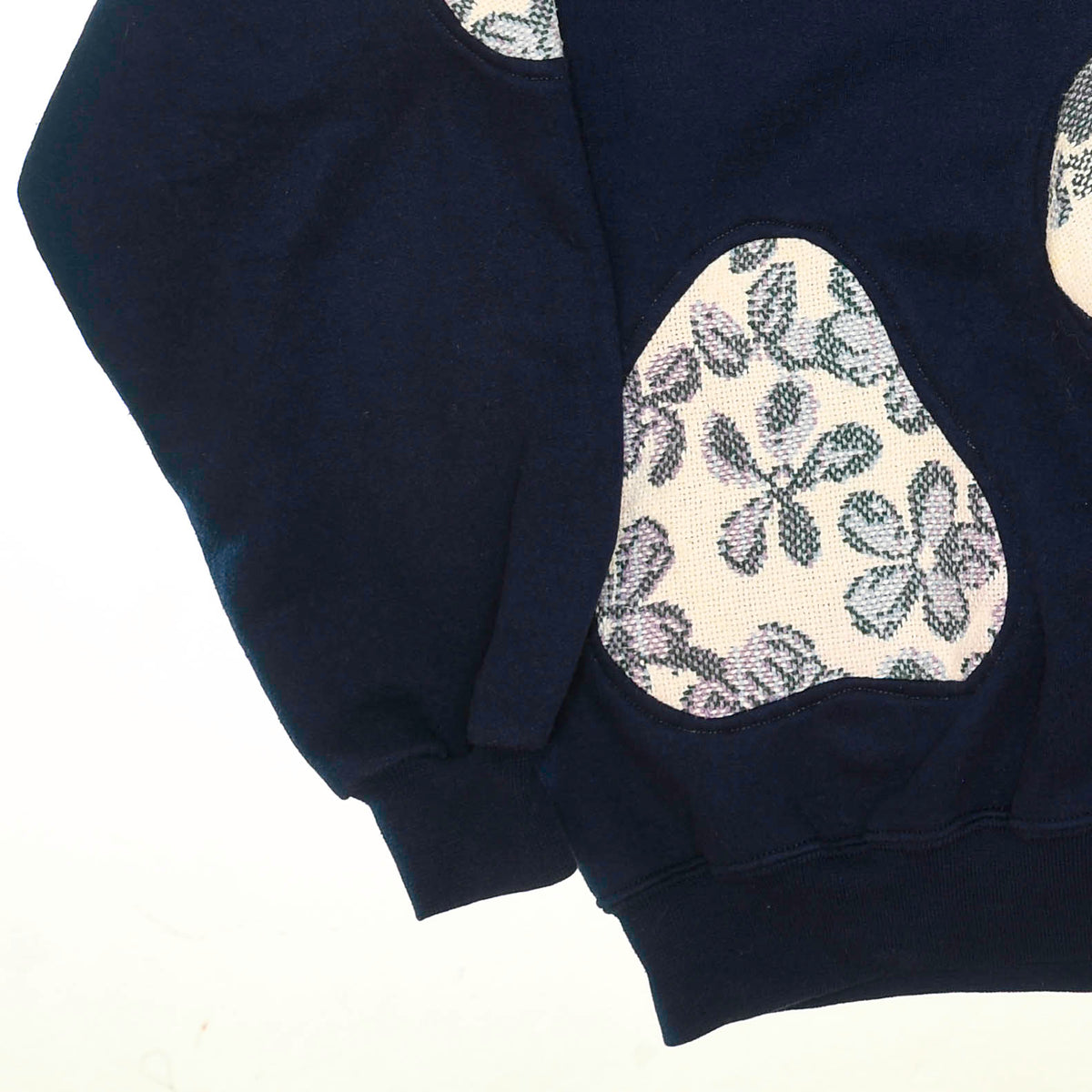 Dainty Purple Florals Amoeba Tapestry Pullover