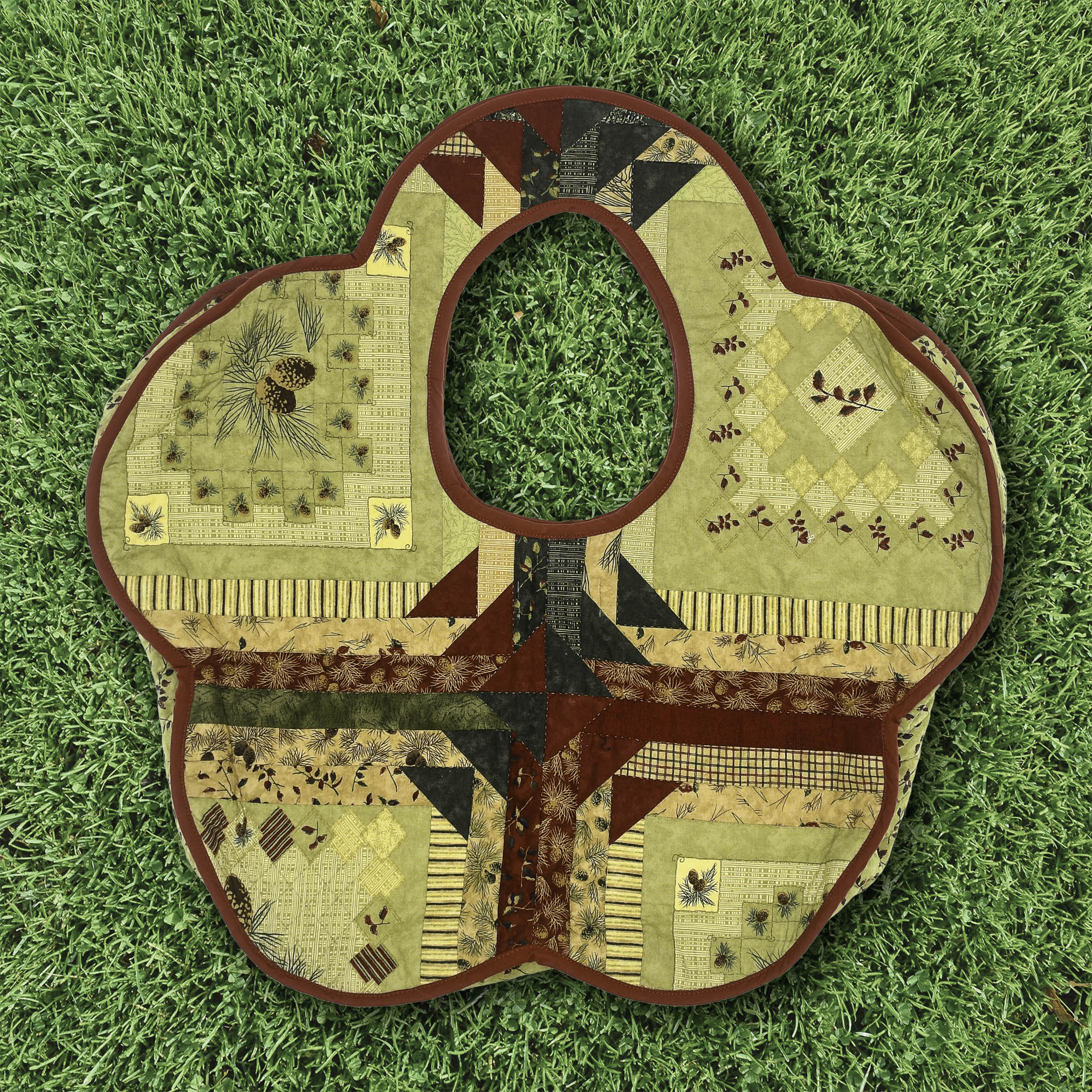 Pine Quilt Flower Bag