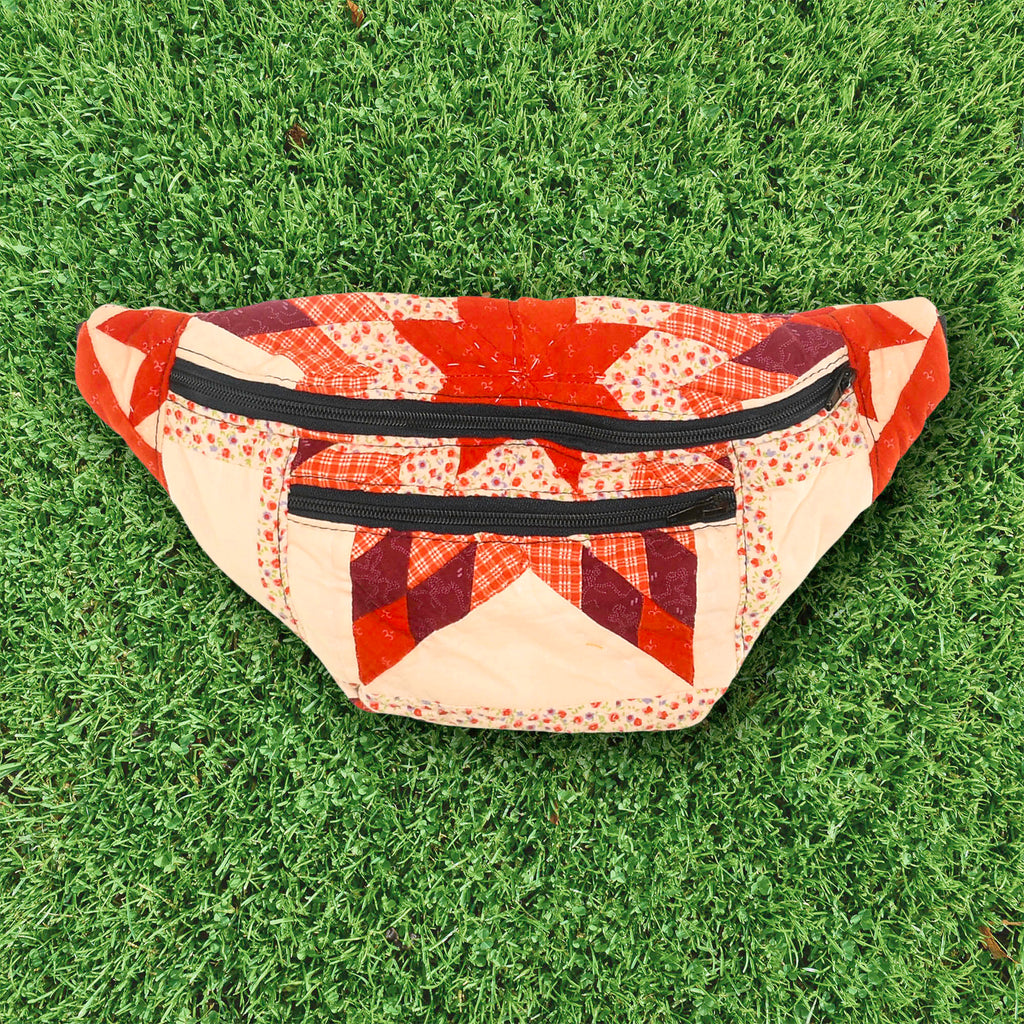 Patchwork Quilt Waist Bag | Red Star