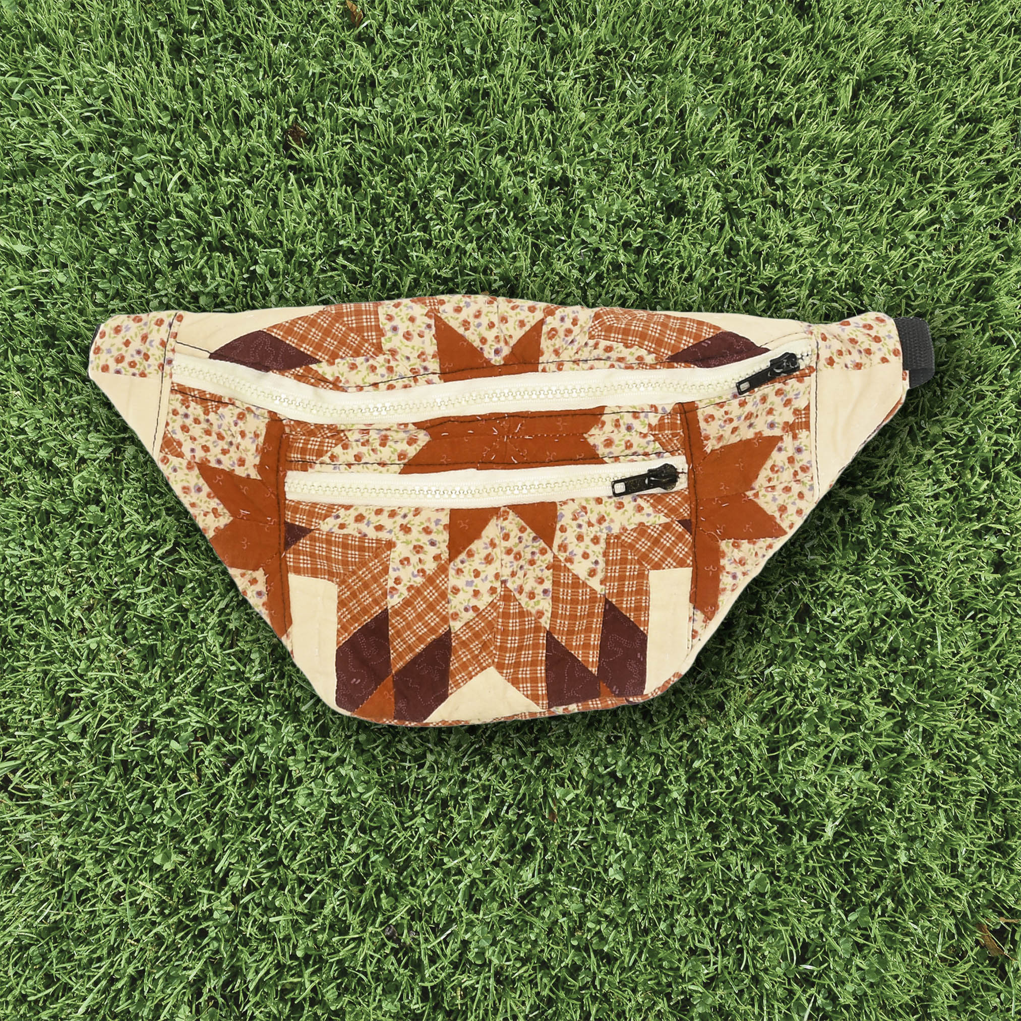 Patchwork Quilt Waist Bag | Red Geometric