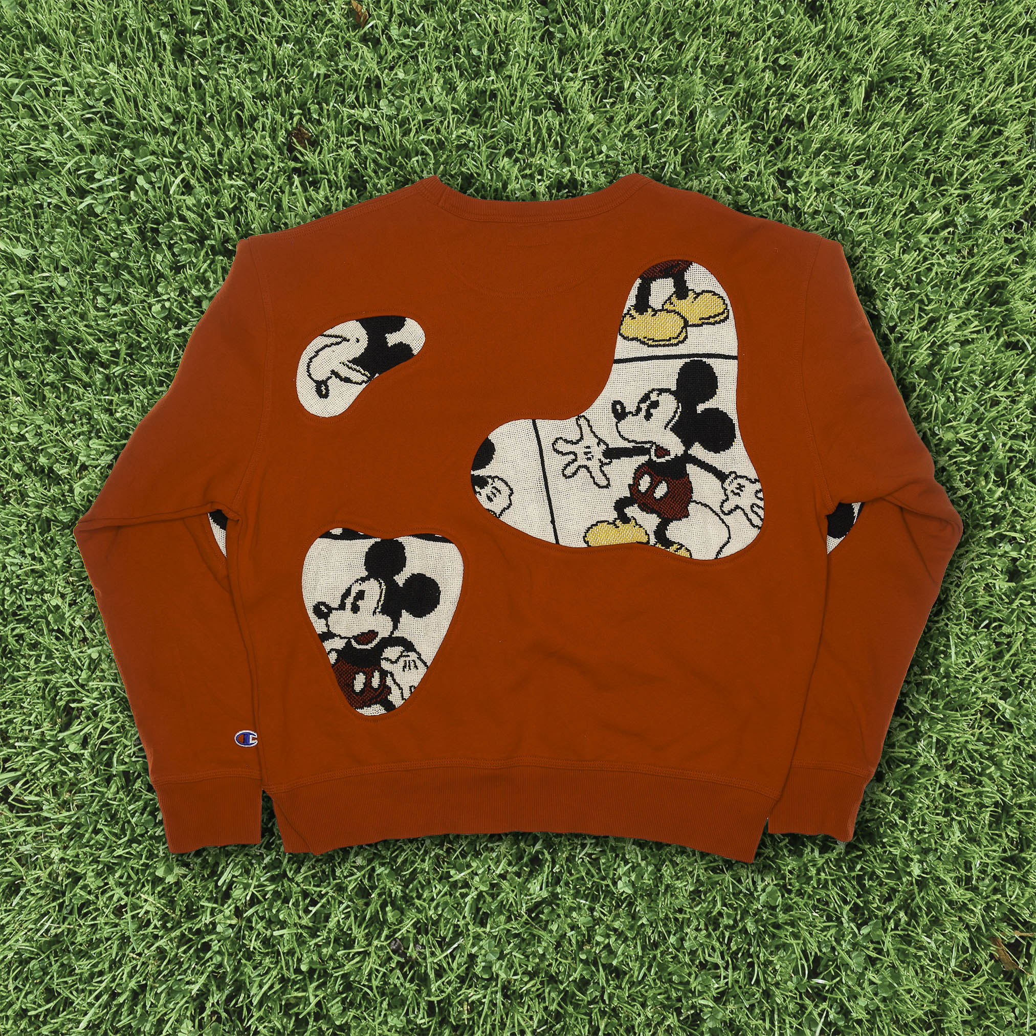 Vintage Mickey Mouse Amoeba Tapestry Pullover