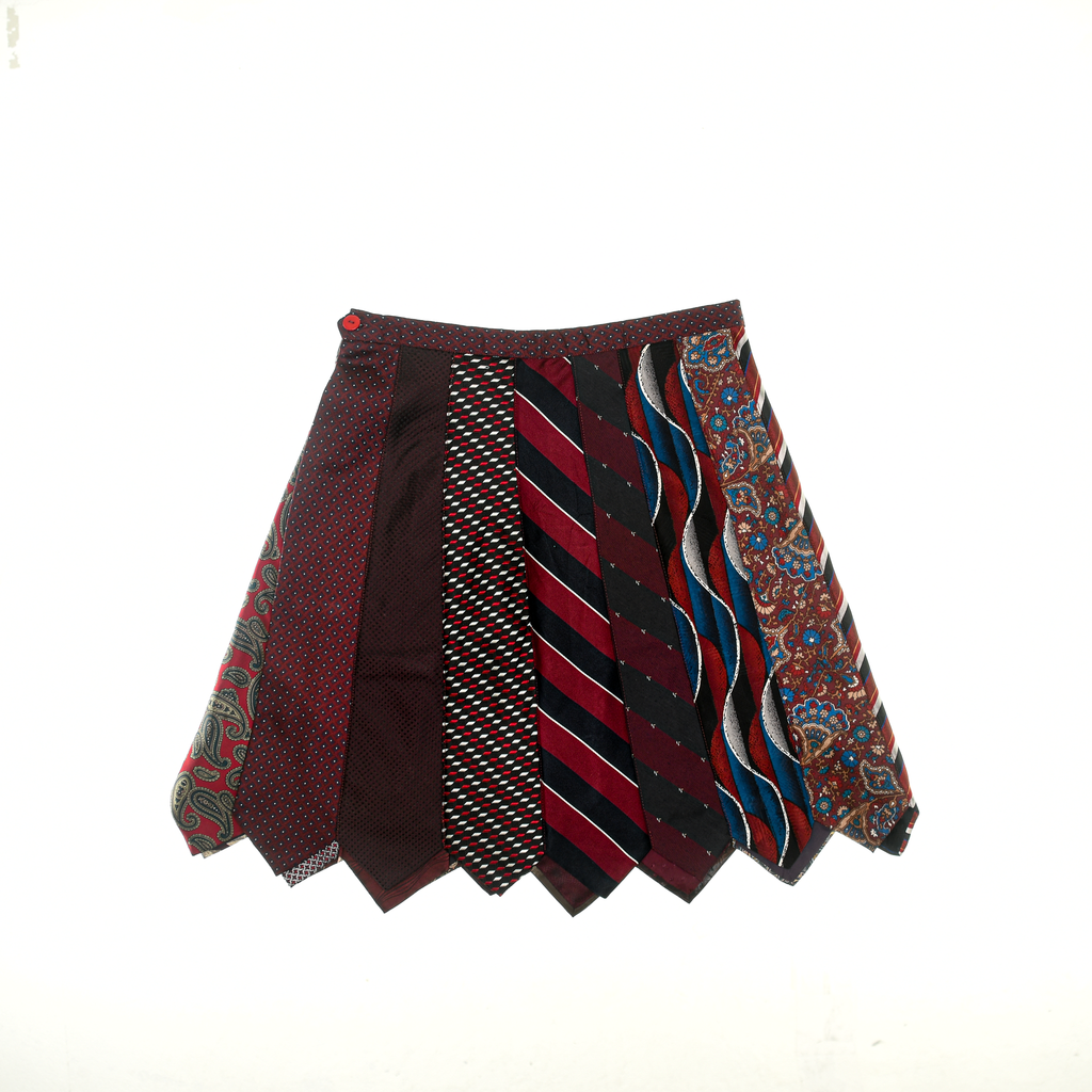 Reds Tie Skirt