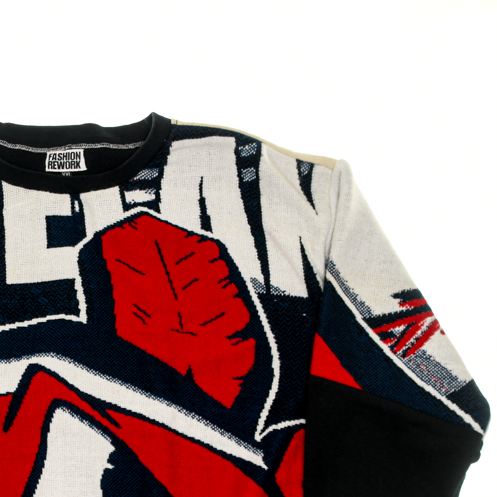 Panel Pullover