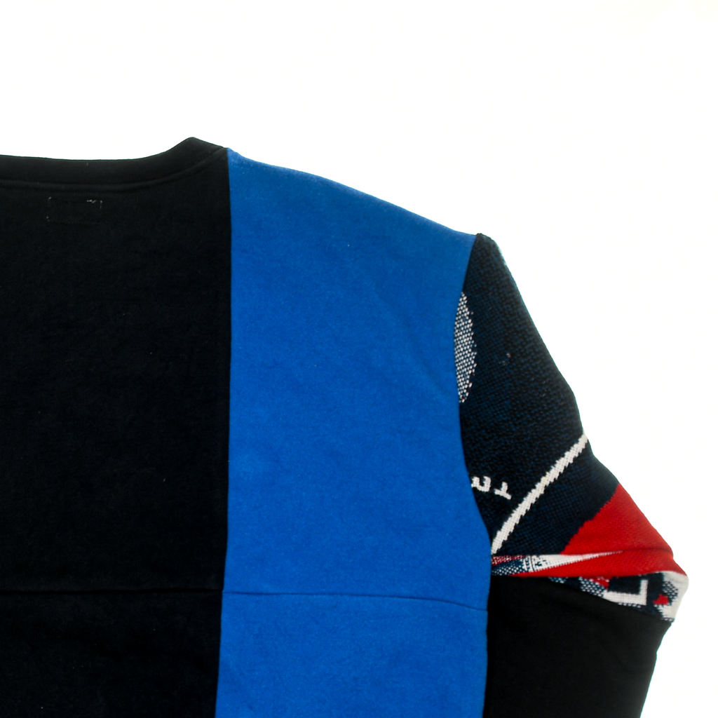Panel Pullover